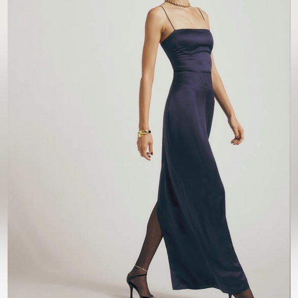 Reformation Frankie Silk Dress in Navy *NEW* - Picture 2 of 7